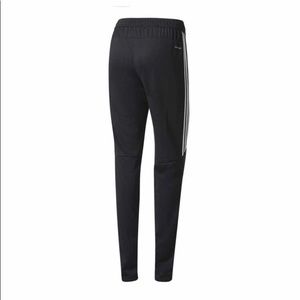 Adidas,three striped,half leg exercise pants